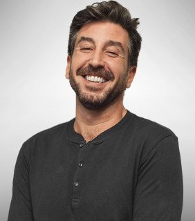 Adán Navarro